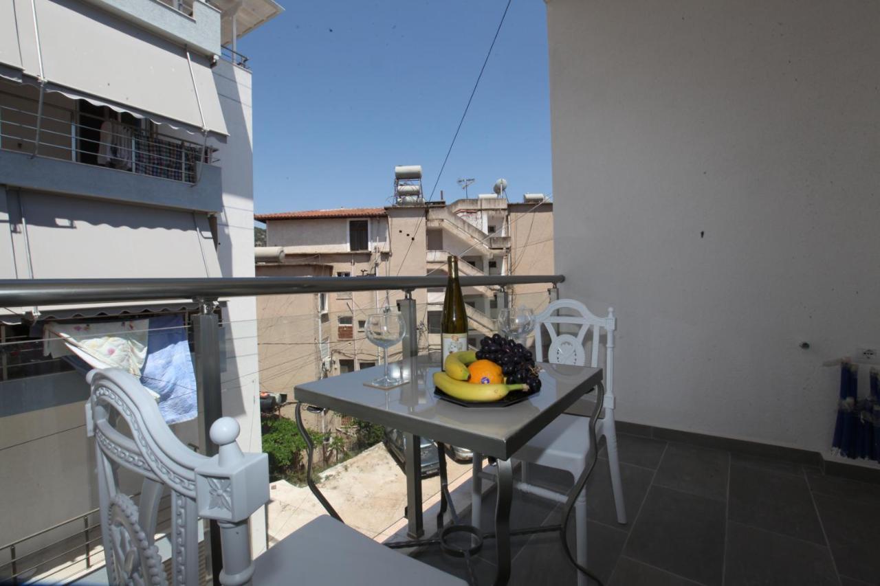 Deda Apartments Sarandë エクステリア 写真
